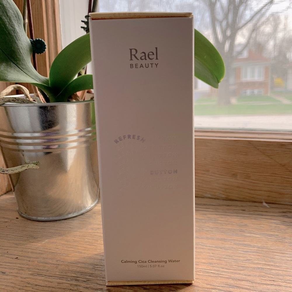 RAEL Refresh Button Calming Cica Cleansing Water